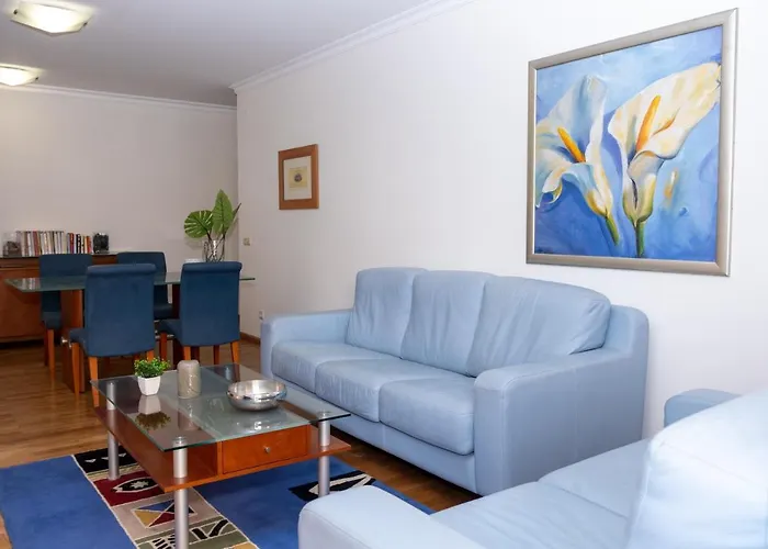 Elsa's Place Ii * Φουνκάλ